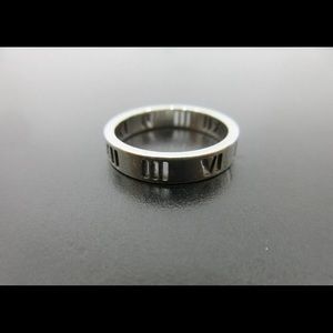Tiffany atlas ring awesome condition